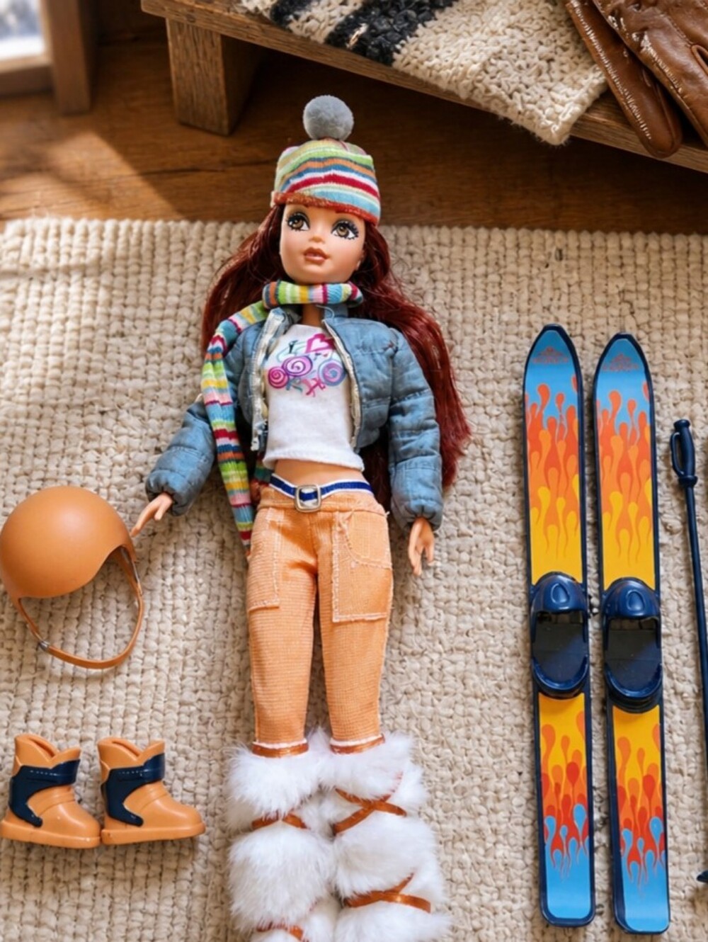 Mattel My Scene Barbie Doll "Chillin Out Chelsea" With ArticulatedArms Barbie